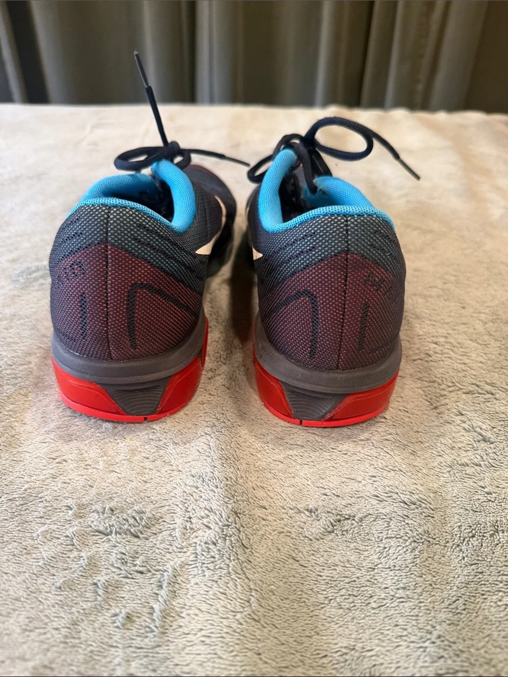 Nike Running Sneakers in Navy, Teal & Red Accents